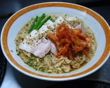 サッポロ一番ごま味ラーメン蒸し豚乗っけ作り方3写真