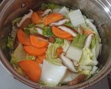 簡単鍋で煮るだけ！水餃子の鶏ガラスープ作り方6写真