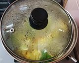 簡単鍋で煮るだけ！水餃子の鶏ガラスープ作り方7写真