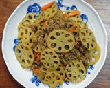 レンコンとひき肉のカレー炒め作り方5写真