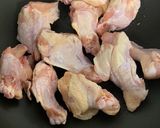 鶏手羽元のピリ辛ナンプラー煮作り方1写真