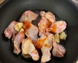鶏手羽元のピリ辛ナンプラー煮作り方2写真