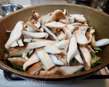 椎茸とネギの炒め物　胡桃仕立て作り方5写真