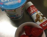 すり下ろし苺のヨーグルト♡作り方1写真