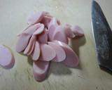 玉ねぎとギョニソのケチャップ炒め作り方1写真