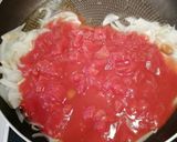 すぐ出来る❗海老と玉ねぎのトマトパスタ作り方3写真