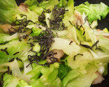 塩昆布で簡単◎豚肉とネギとレタス炒め作り方3写真