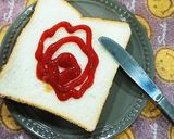 朝食に♡ケチャップdeピザパン作り方1写真