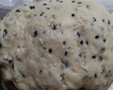 フリーザーバッグで黒ごま豆乳パン作り方4写真