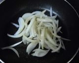 玉ねぎと竹輪のケチャップ炒め作り方3写真