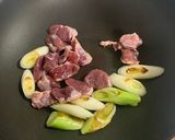 豚かしら肉と焦がしネギの味噌炒め作り方6写真