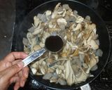 舞茸と蒟蒻の炒め煮♪簡単ダイエットに作り方9写真