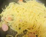 お弁当●ソーセージ＆キャベツの焼きそば作り方2写真