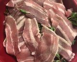簡単！レンジだけで豆苗ともやしの豚肉蒸し作り方3写真