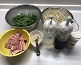 シンプルが美味しい♪豚バラもやしニラ炒め作り方1写真