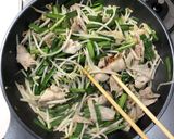 シンプルが美味しい♪豚バラもやしニラ炒め作り方5写真