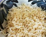 サッポロ一番常備野菜でそばめし作り方1写真