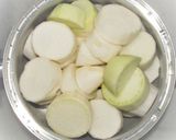 「燻製屋 熟成ポークウインナー 大根」作り方1写真
