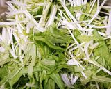 水菜とチータラとニンジンとツナ缶サラダ♪作り方1写真