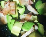 ベーコン❥アボカド一緒焼き(*Ü*)作り方3写真