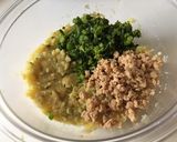 余った鶏そぼろで…菜の花コロッケ！作り方2写真