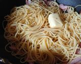 簡単【大葉とウインナーのガリバタパスタ】作り方8写真