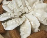 豚骨しょう油味で●餃子&中華麺のおでん鍋作り方3写真
