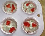 レンジで簡単♪苺とヨーグルトの蒸しパン作り方3写真