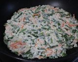 豆腐入り【モチモチのニラチヂミ】卵不使用作り方4写真