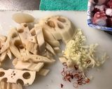れんこんとたこのトマト煮作り方1写真