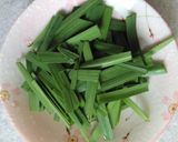 じゃが芋とニラのナムル♪つるシャキ食感！作り方1写真