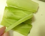 ブロッコリーの芯と卵の炒め物作り方1写真