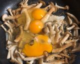 しめじと卵の炒めもの作り方3写真