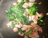 ほうれん草とベーコンのペペロンチーノ作り方6写真