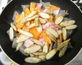 豚ばら肉･蒟蒻･人参･ごぼうの味噌煮込み作り方6写真