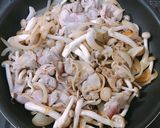 簡単節約おかず♡豚肉ときのこの甘辛炒め作り方3写真