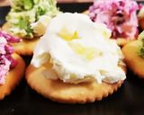 クリームチーズ&漬物の和洋折衷カナッペ作り方1写真