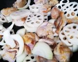 簡単！鶏肉とれんこんの甘辛炒め作り方3写真