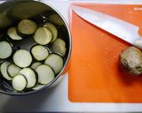簡単！茄子と豚生姜のお味噌汁作り方1写真