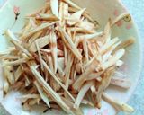 ゴボウとニラの胡麻和え♪風味豊か!作り方1写真