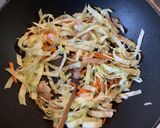 目玉焼きのっけ！ソース焼きそば作り方5写真