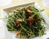 豆苗と味付きお揚げの炒め物♪作り方2写真