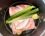 電気圧力鍋で簡単☆とろとろ豚の角煮作り方1写真