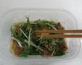 作り置きを使って簡単！水菜の鶏そぼろ蒸し作り方3写真
