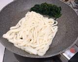 材料3品！コンビニサーモンの焼きうどん作り方1写真