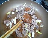 牛肉の味噌炒め on サニーレタス作り方5写真