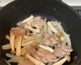 簡単ヘルシー♡きのこと鶏肉の生姜焼き！作り方3写真