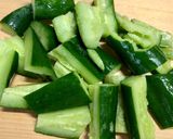 簡単♪叩き胡瓜の梅おかか胡麻油和え作り方2写真