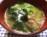 牛すじとわかめのお味噌汁作り方5写真