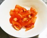 生春菊とトマト ごまゴマ和え サラダ作り方1写真